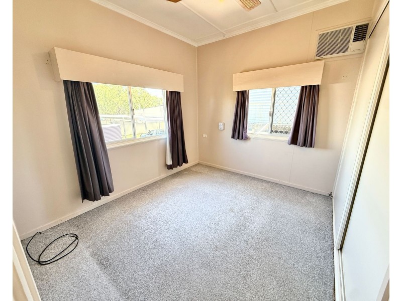 15 Bell Street, Chinchilla QLD 4413