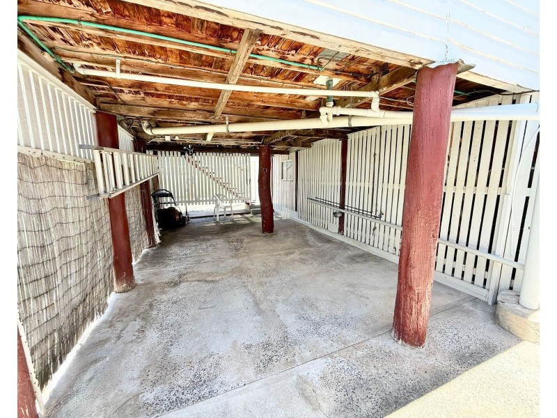 15 Bell Street, Chinchilla QLD 4413