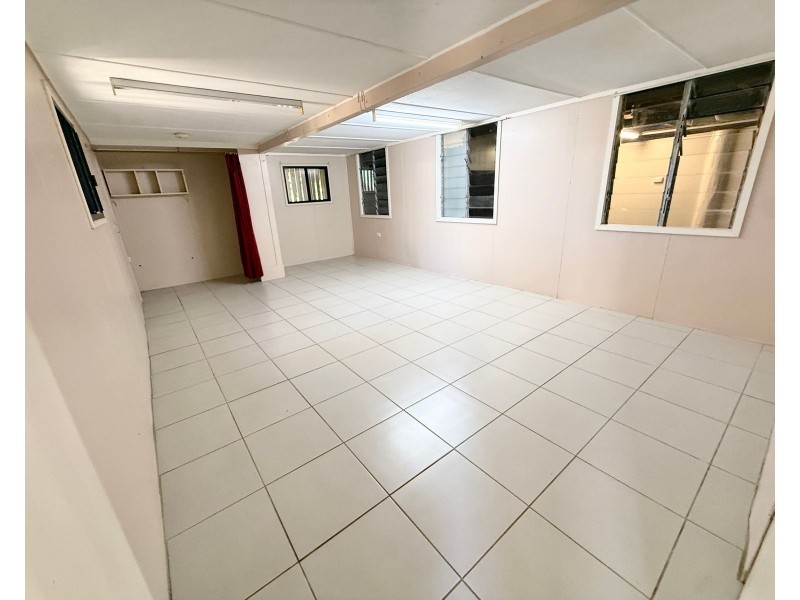 15 Bell Street, Chinchilla QLD 4413