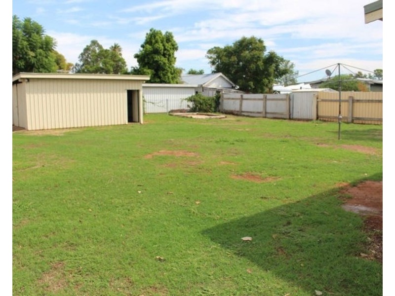 22 Atkins Street, Chinchilla QLD 4413