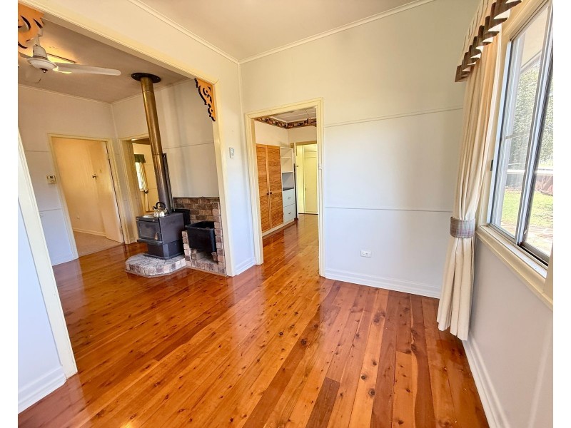 21 Tara Road, Chinchilla QLD 4413