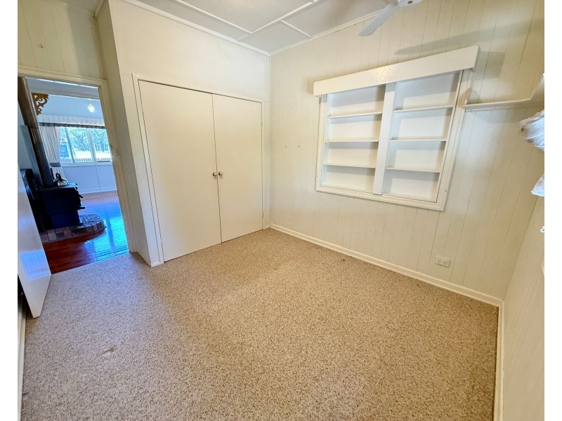 21 Tara Road, Chinchilla QLD 4413