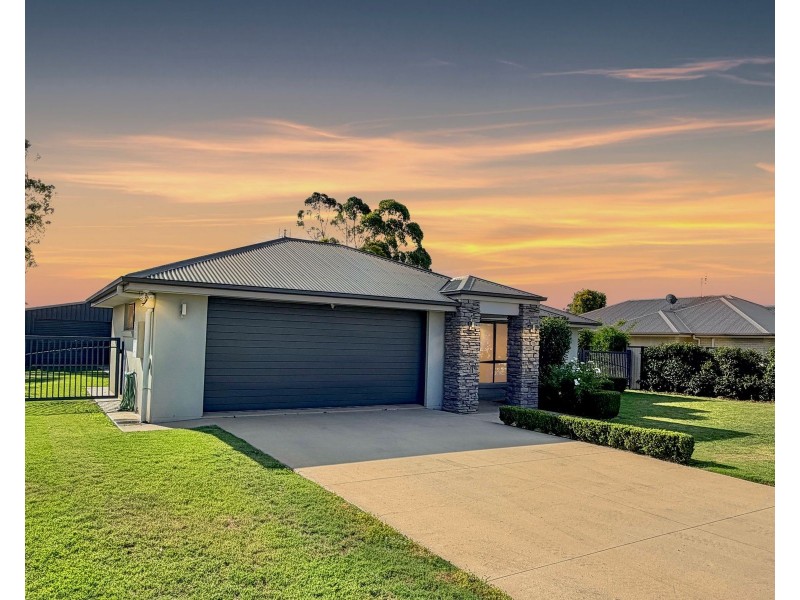 5 Lewis Street, Chinchilla QLD 4413