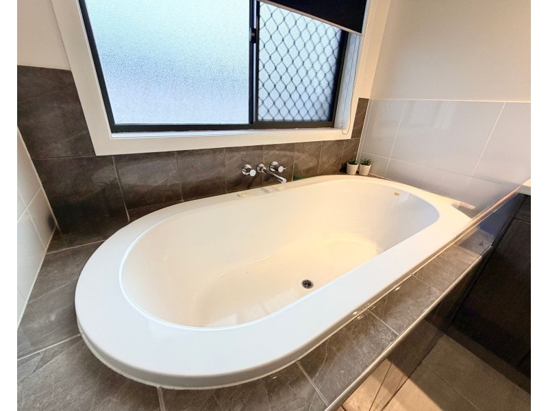 5 Lewis Street, Chinchilla QLD 4413