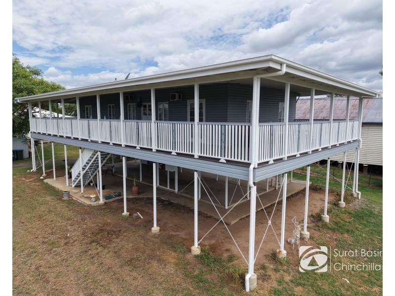 16 Ford Street, Taroom QLD 4420