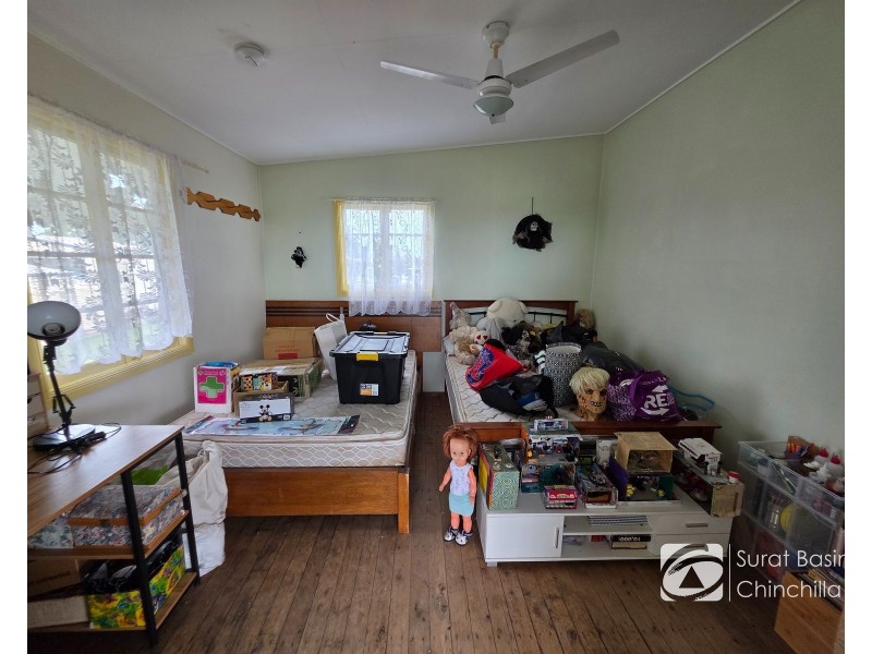 16 Ford Street, Taroom QLD 4420