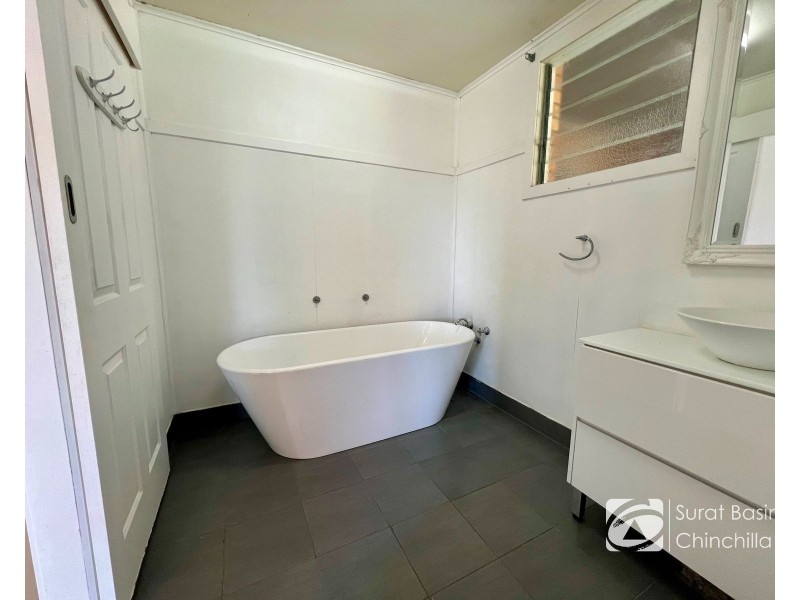 1 Weldon Street, Wandoan QLD 4419