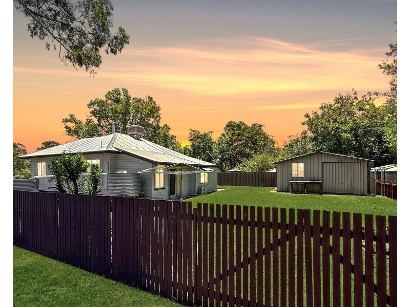 21 Tara Road, Chinchilla QLD 4413