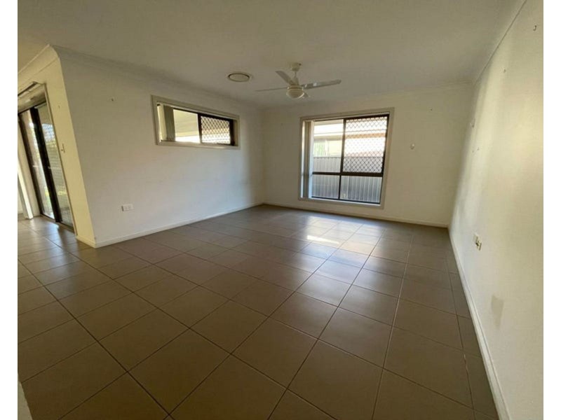 45 Sheridan Street, Chinchilla QLD 4413