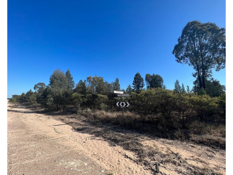 75  Community Lane, Tara QLD 4421