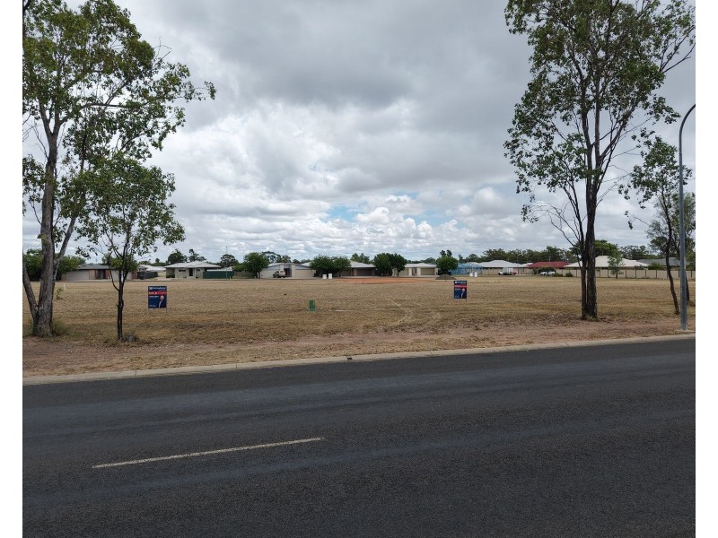 90 PRICE STREET, Chinchilla QLD 4413