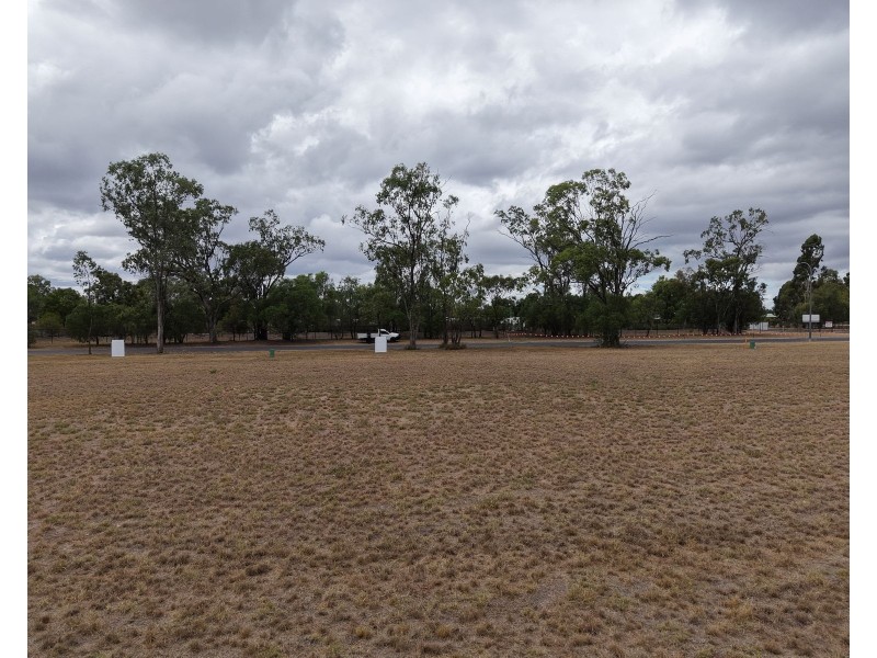 90 PRICE STREET, Chinchilla QLD 4413