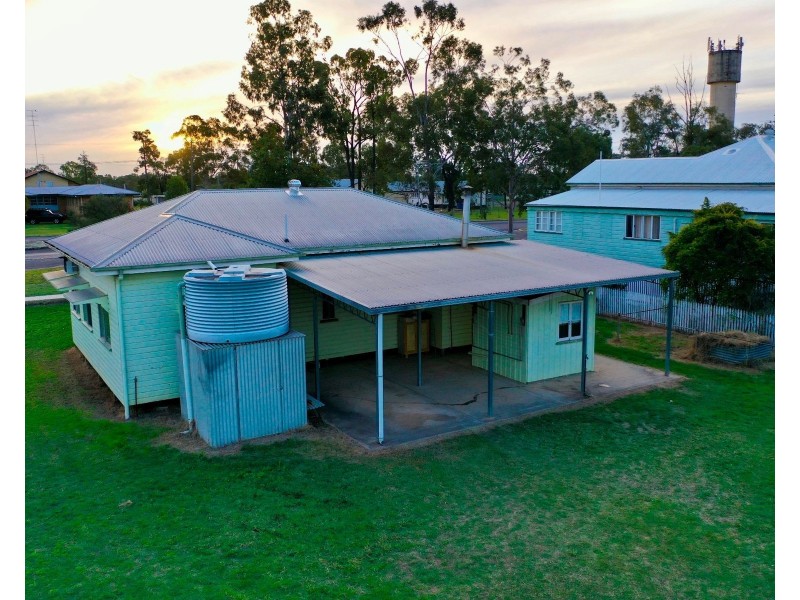 56 Dawson Street, Miles QLD 4415