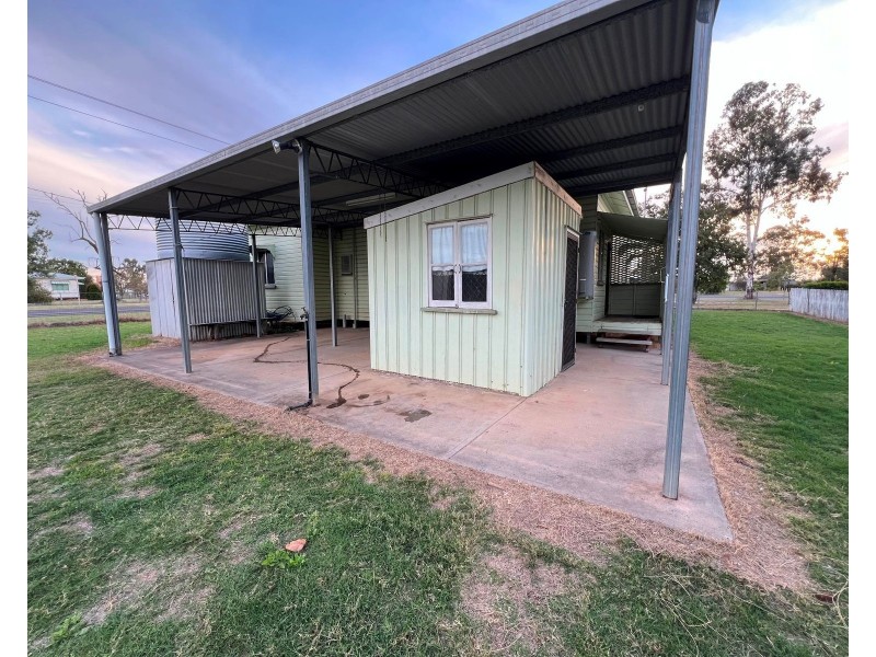 56 Dawson Street, Miles QLD 4415