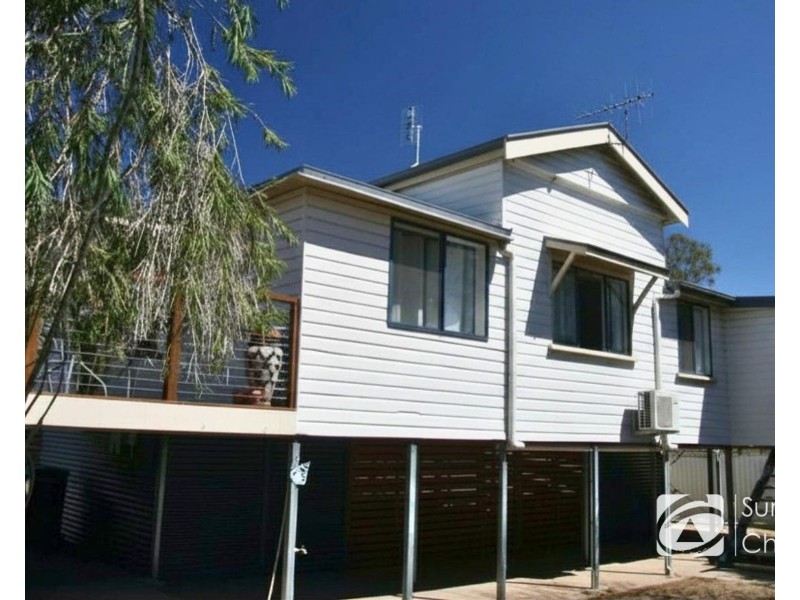 19 Pine Street, Miles QLD 4415