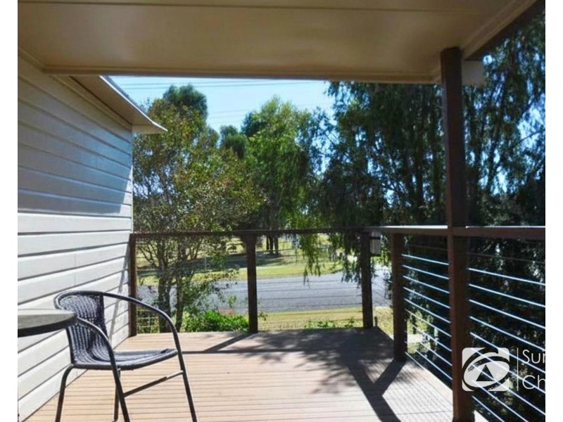19 Pine Street, Miles QLD 4415