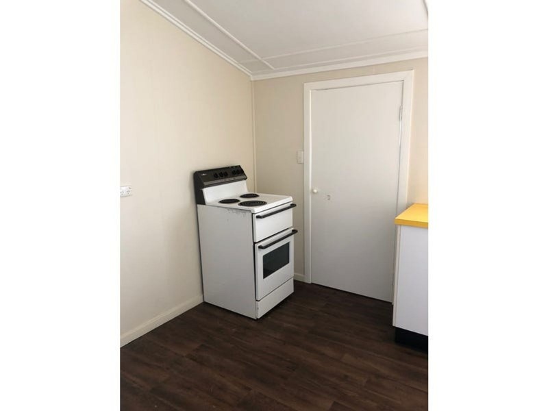 2/14 Claydon, Chinchilla QLD 4413