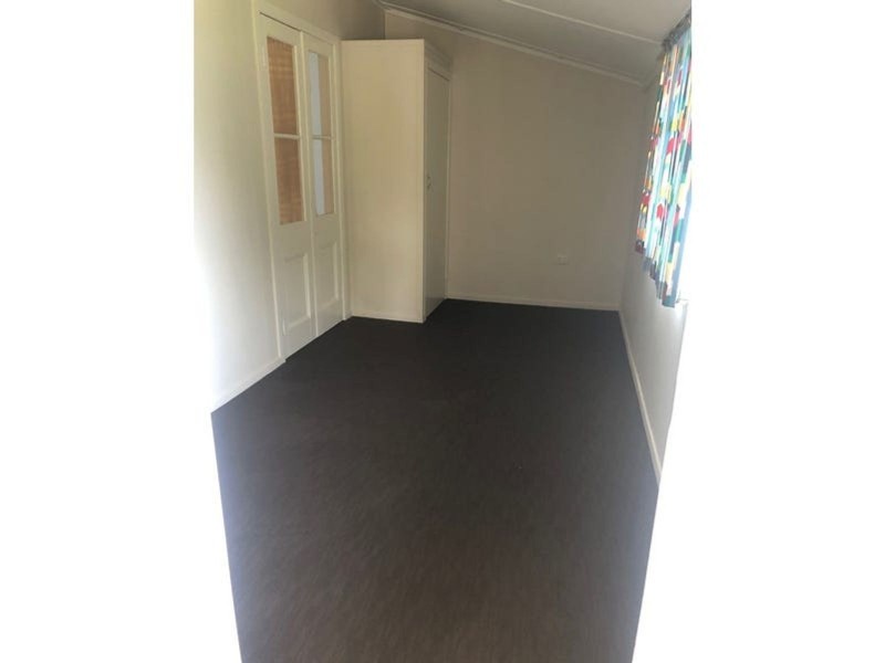 2/14 Claydon, Chinchilla QLD 4413