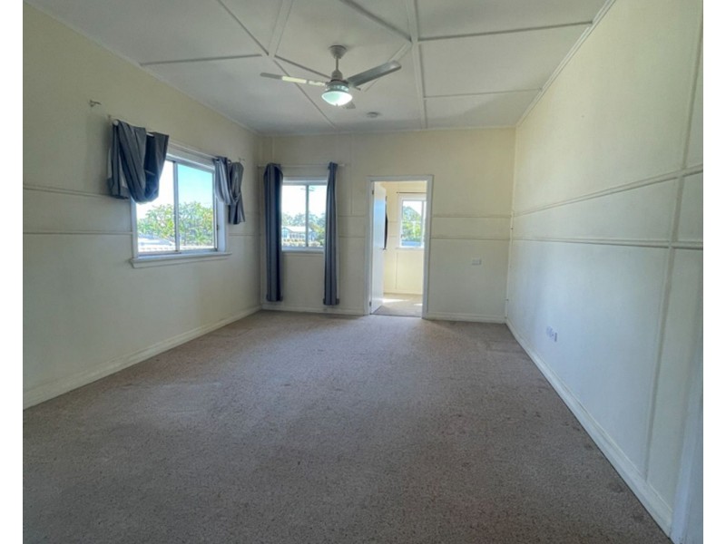 68 GLASSON, Chinchilla QLD 4413