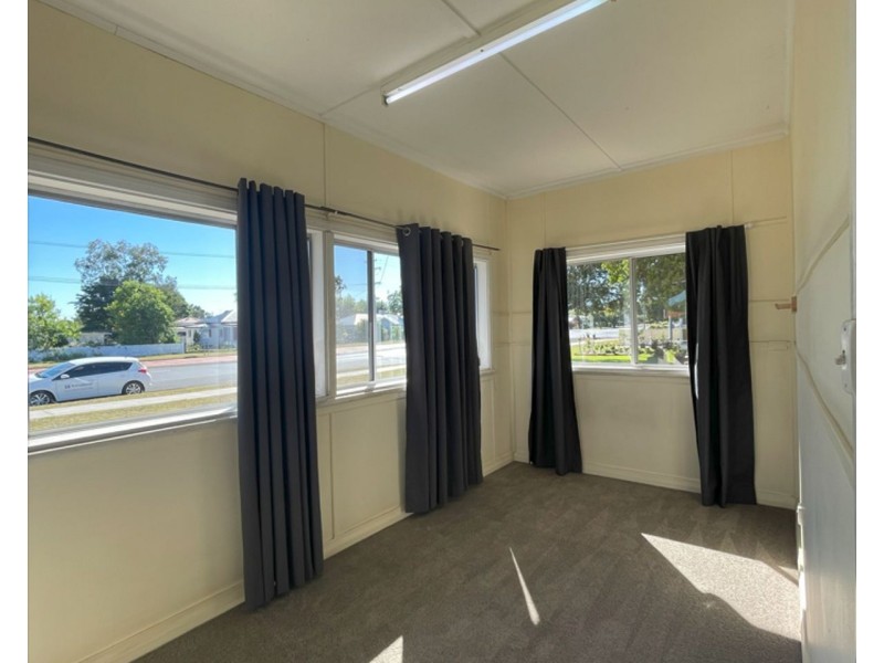 68 GLASSON, Chinchilla QLD 4413