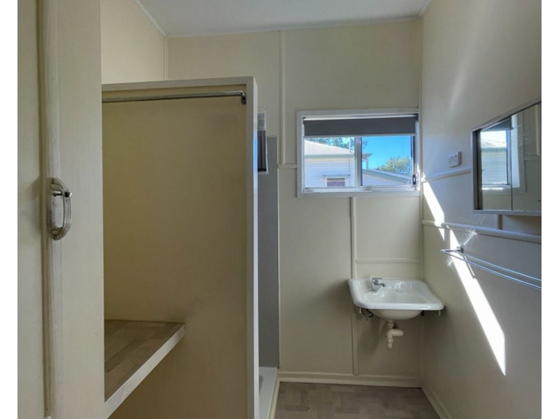 68 GLASSON, Chinchilla QLD 4413