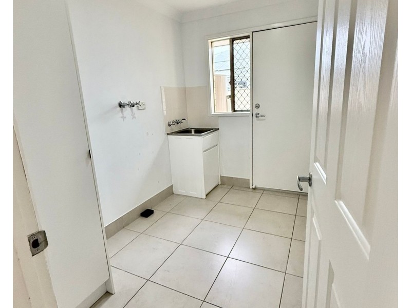 8 Bridgeman Parade,, Chinchilla QLD 4413
