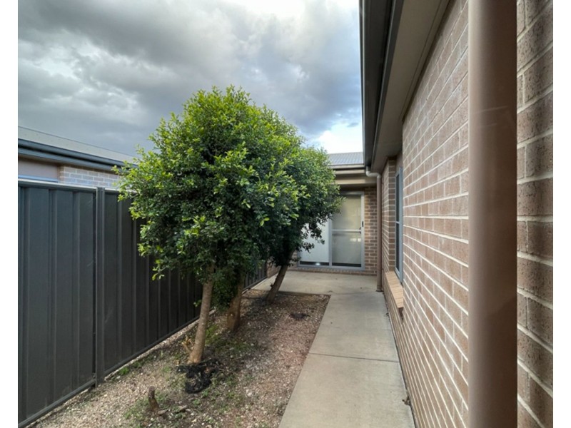 1/17 Barnsley Street, Chinchilla QLD 4413