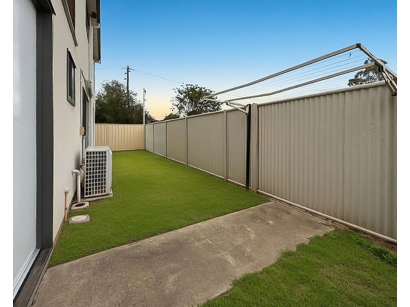 1/6 Holland Street, Chinchilla QLD 4413