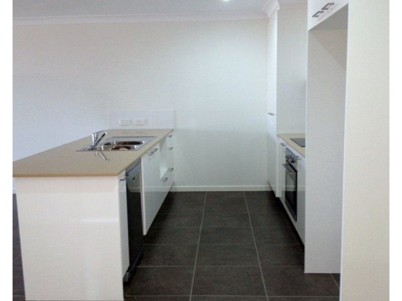 2/35 Hurse Street, Chinchilla QLD 4413