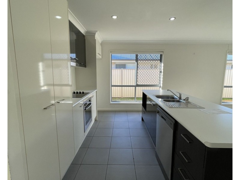 17 Archer Street, Chinchilla QLD 4413