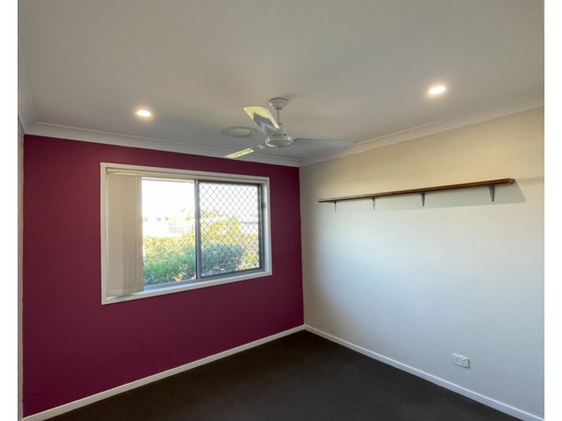 10 Hughes Avenue, Chinchilla QLD 4413