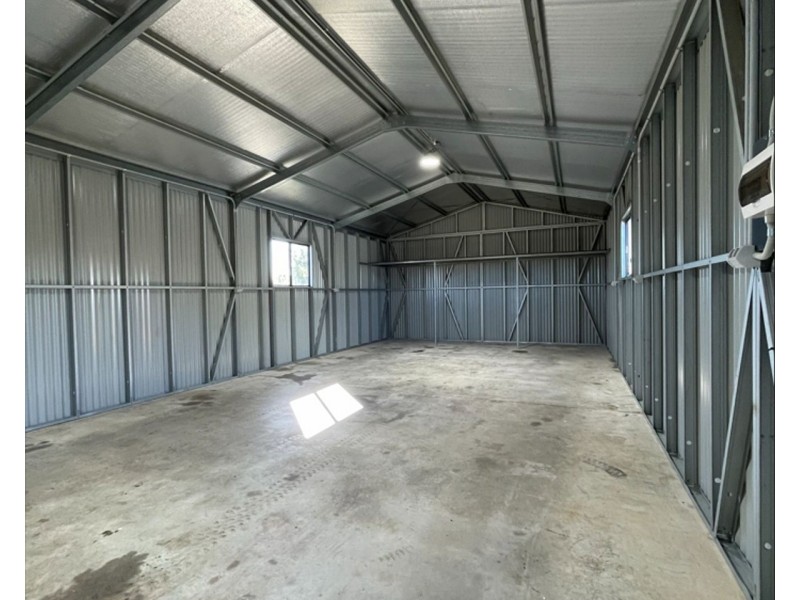 10 Hughes Avenue, Chinchilla QLD 4413