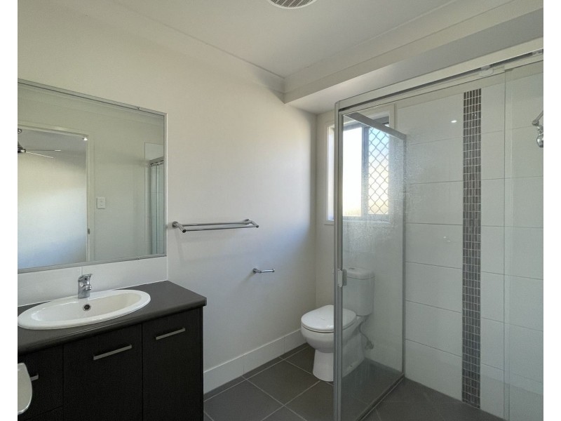 20 Bridgeman Parade, Chinchilla QLD 4413