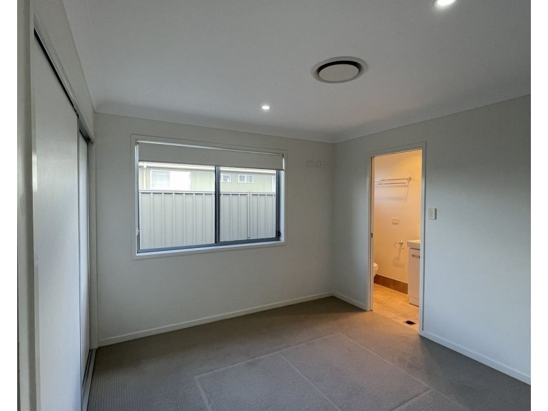 1/13 BARNSLEY STREET, Chinchilla QLD 4413