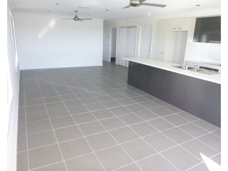 32 Bridgeman Parade, Chinchilla QLD 4413