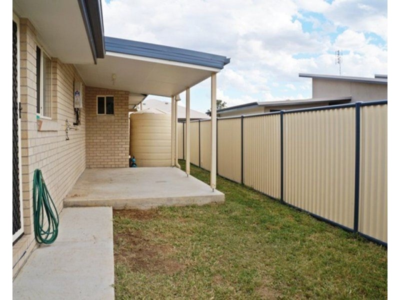 2/4 Sheridan Street, Chinchilla QLD 4413
