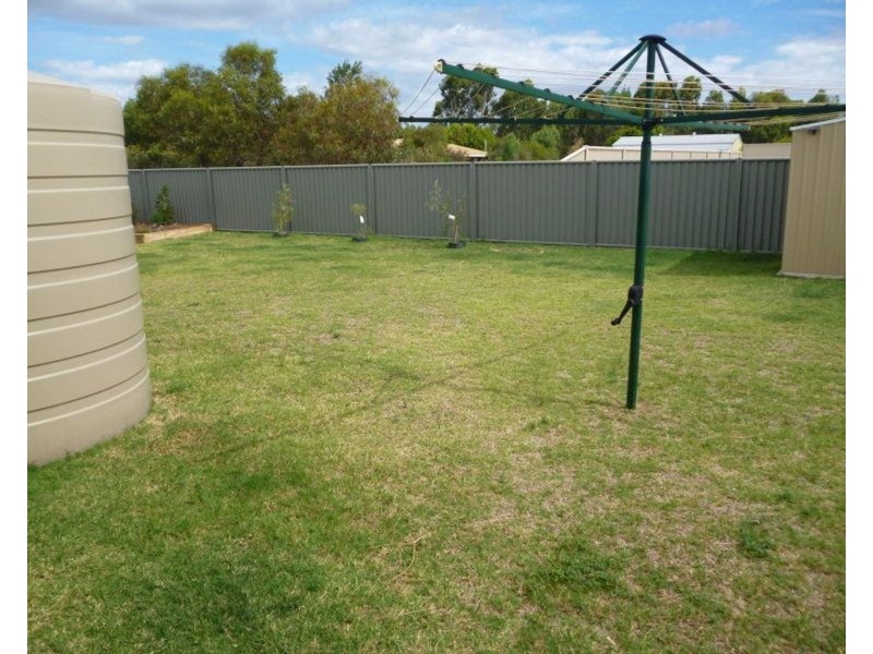 19 Sommerfeld Crescent, Chinchilla QLD 4413
