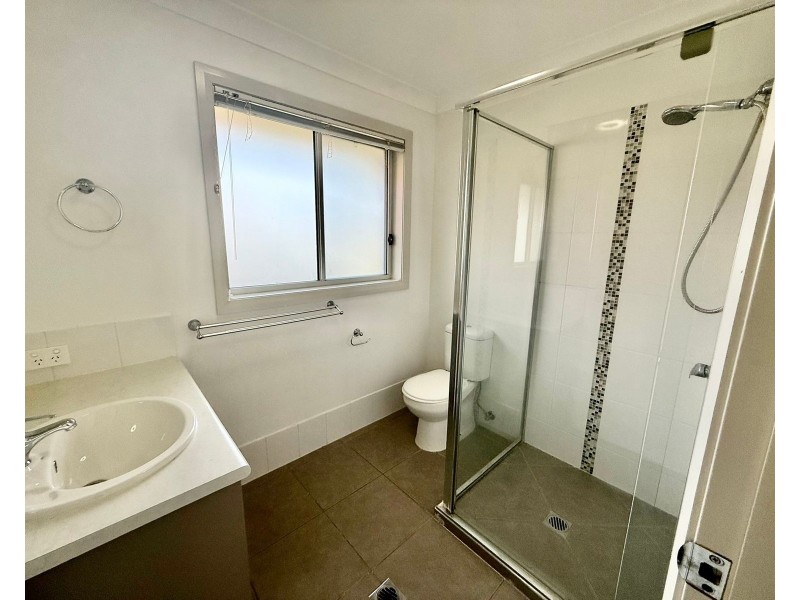 108 Windmill Road, Chinchilla QLD 4413