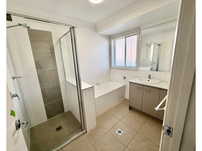 108 Windmill Road, Chinchilla QLD 4413