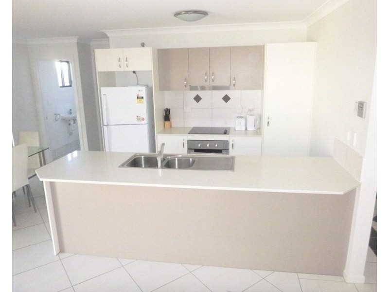 3/6 Holland Street, Chinchilla QLD 4413