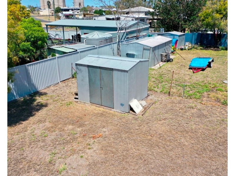 26 Weldon Street, Wandoan QLD 4419