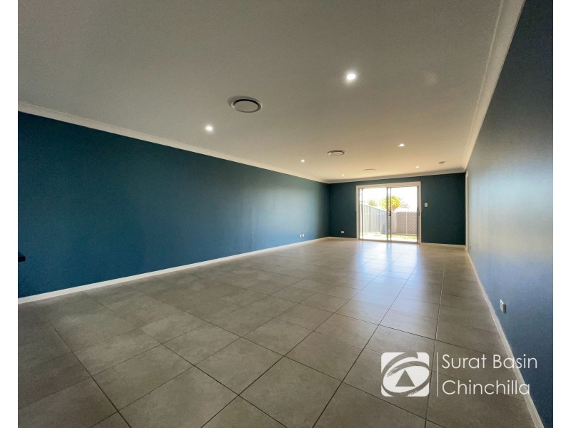 2/9 Hurse Street, Chinchilla QLD 4413