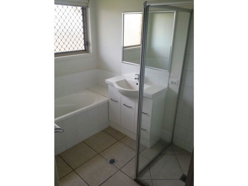135 Zeller, Chinchilla QLD 4413