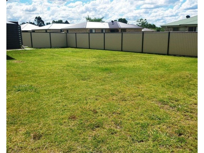 135 Zeller, Chinchilla QLD 4413