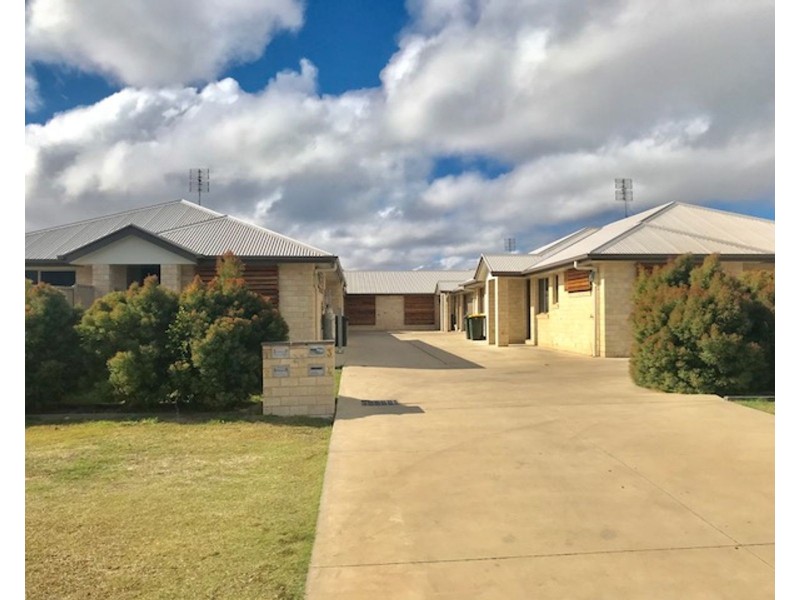 3/27 PRICE STREET, Chinchilla QLD 4413