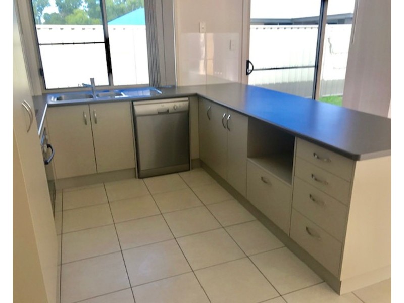 3/27 PRICE STREET, Chinchilla QLD 4413