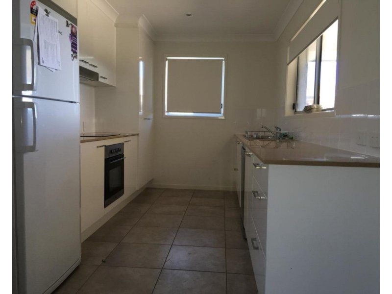 2/21 Barnsley Street, Chinchilla QLD 4413