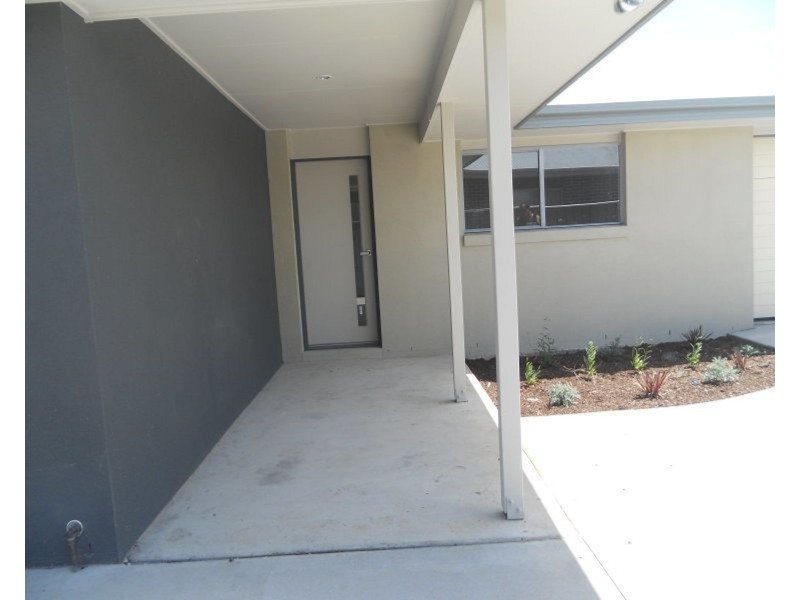 2/21 Barnsley Street, Chinchilla QLD 4413