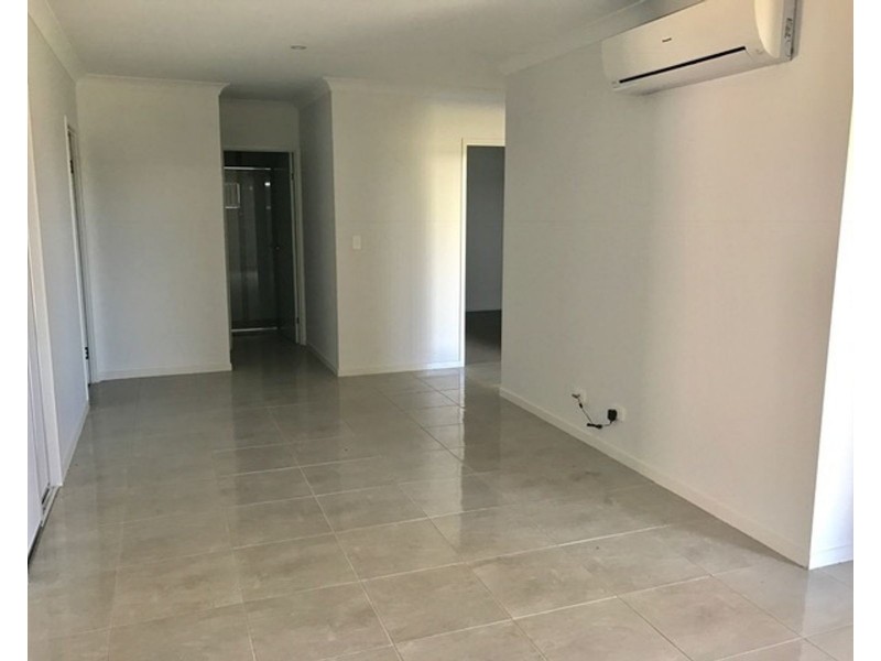 4/13 Dudley Street, Chinchilla QLD 4413
