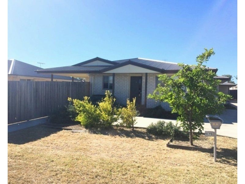 8B Hurse Street, Chinchilla QLD 4413